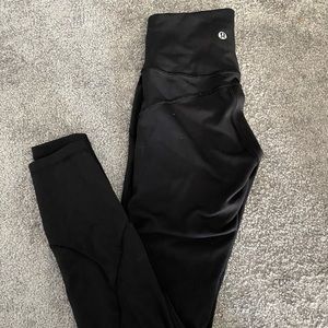 Lululemon in movement tights